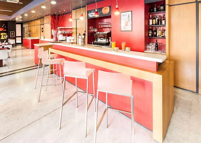 Ibis Fiera 3*