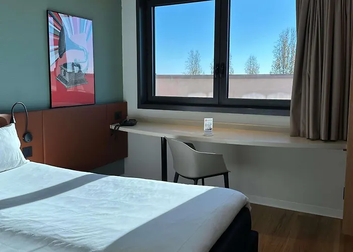 Ibis Fiera Ξενοδοχείο 3*