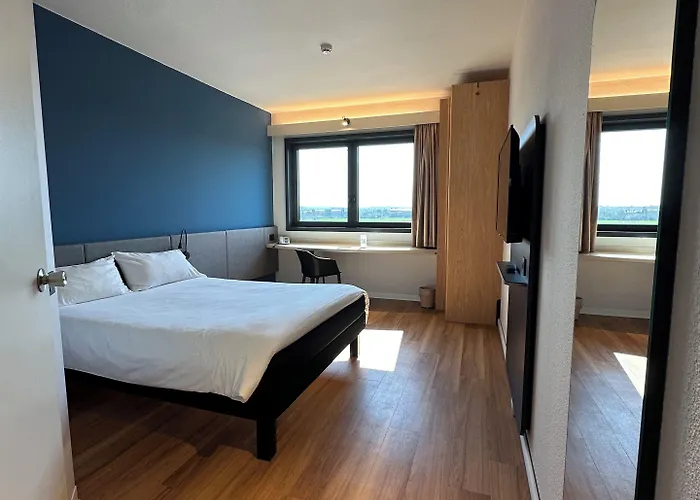 Ibis Fiera 3*